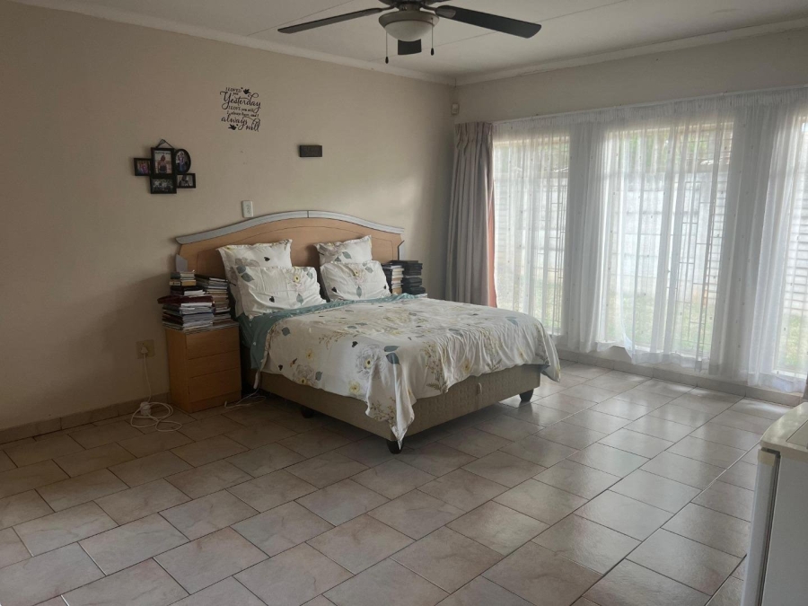 5 Bedroom Property for Sale in Potchefstroom South North West